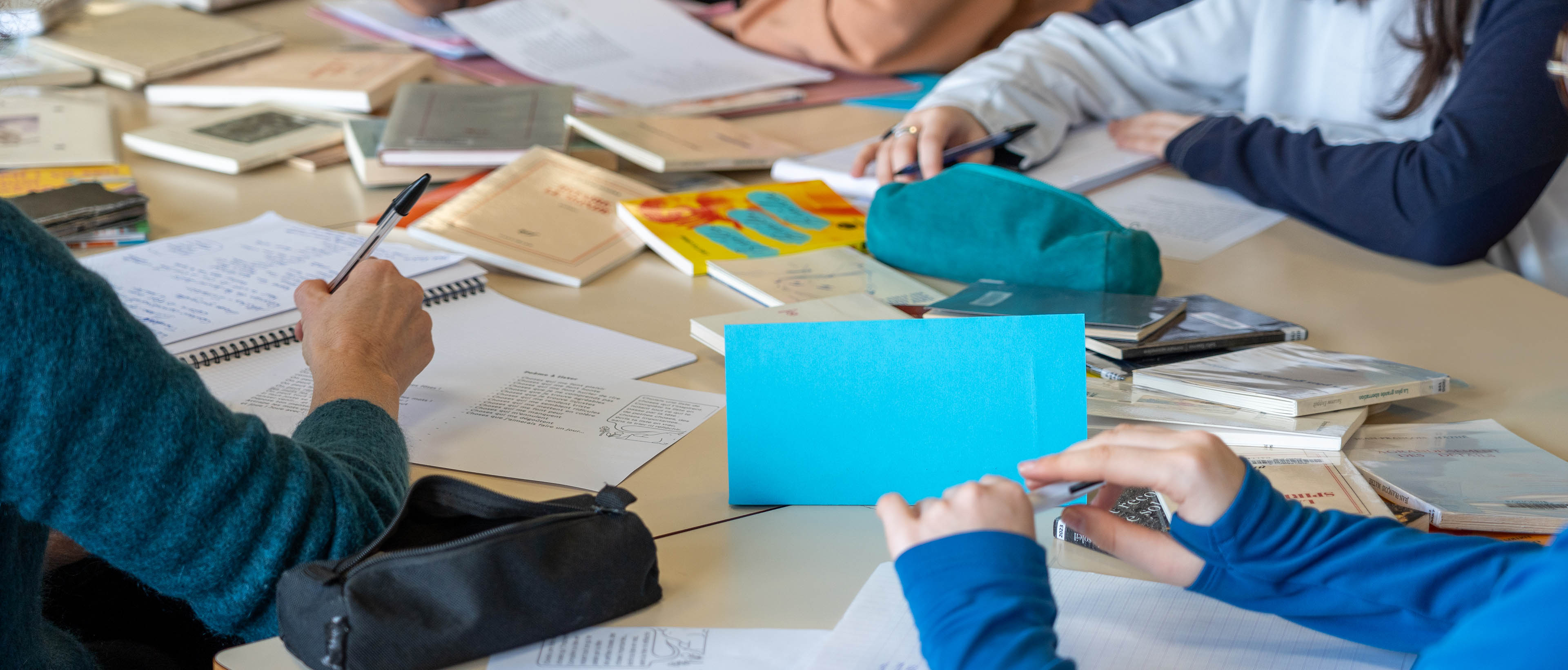 Défi plumes - atelier d'écriture en classe