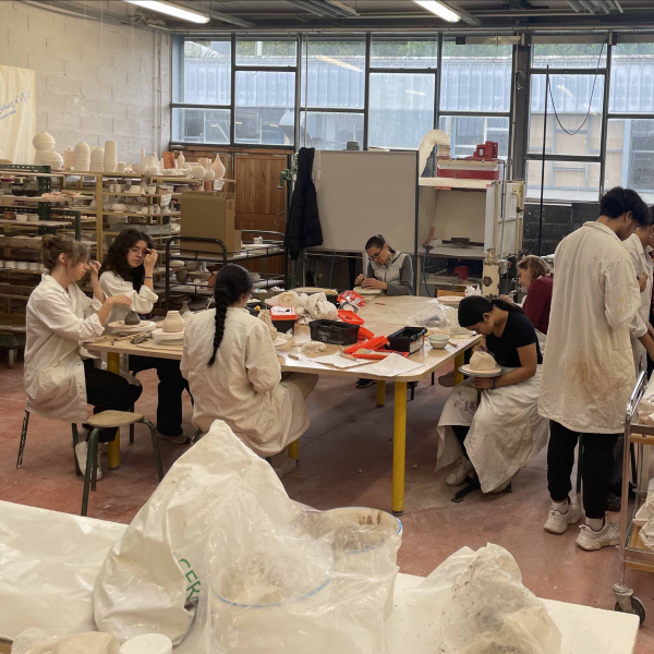 Résidence d'artiste au Lycée le Mas-Jambot à Limoges - céramique