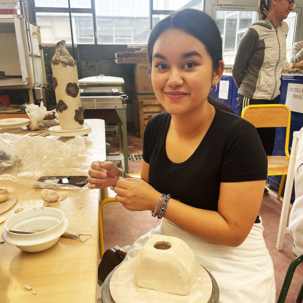 Résidence d'artiste au Lycée le Mas-Jambot à Limoges - céramique