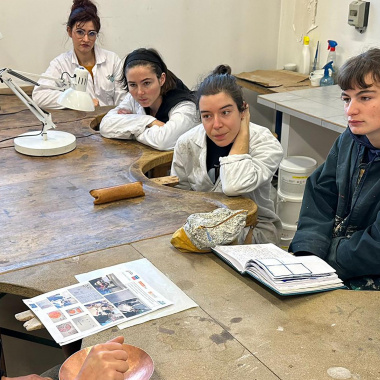 Savoir-faire et olympisme : des trophées fabriqués par les élèves