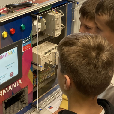 Information métiers : sensibiliser les élèves dès le collège