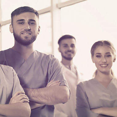 Carrières sanitaires et sociales : une bourse régionale pour vos études
