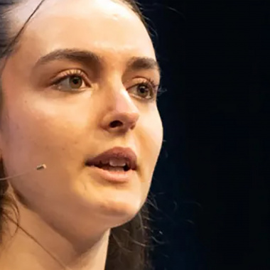 Léonie Mornet, 1er prix du concours de plaidoiries pour les droits humains