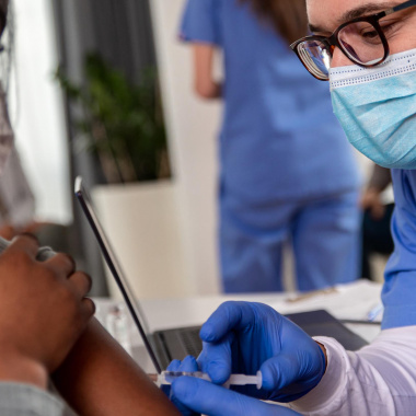 Découvrez le métier d'infirmière et d'infirmier