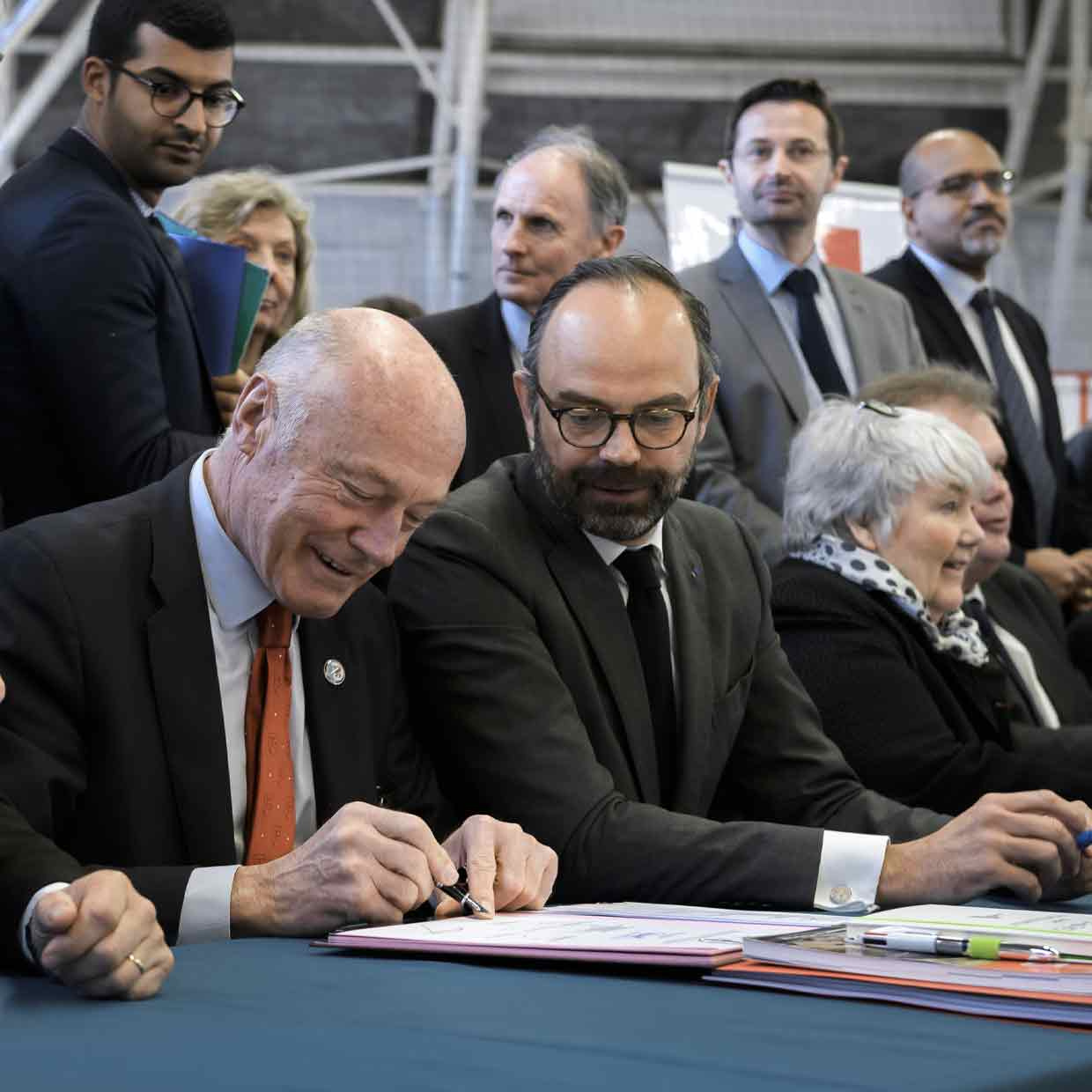 Signature du Plan Particulier pour la Creuse ( Président de Région Alain Rousset et Premier ministre Edouard Philippe)