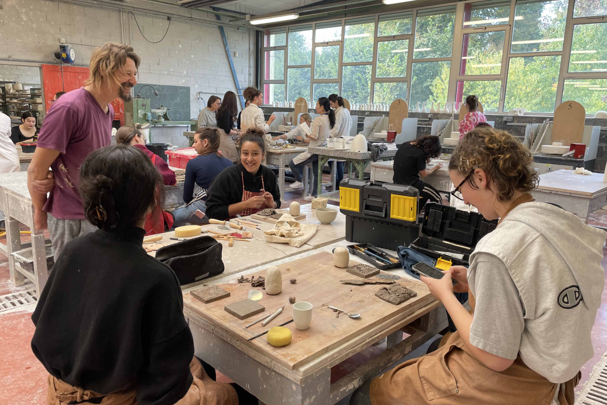 Résidence d'artiste au Lycée le Mas-Jambot à Limoges - céramique