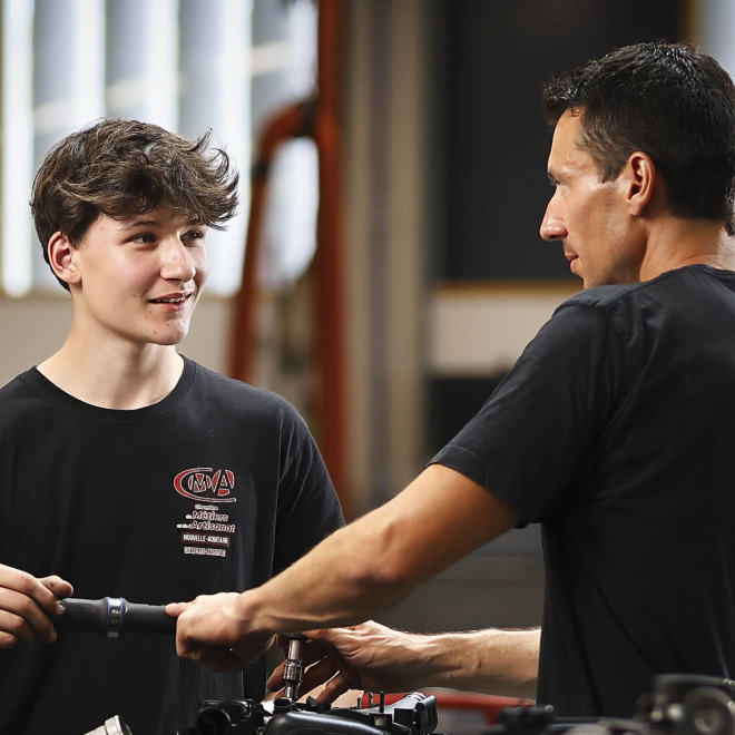 Se former aux métiers qui recrutent avec  l'apprentissage